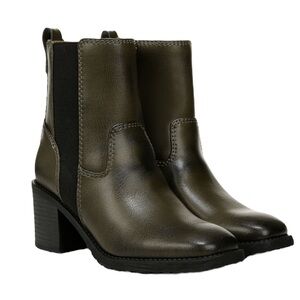 Zodiac Claret Bootie Army Green Size 8.5